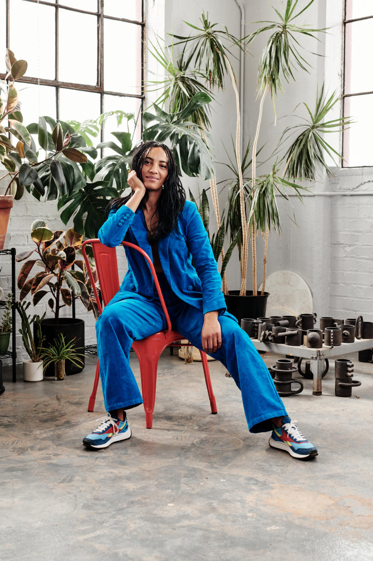  : Editorial : ALIZA BARAN